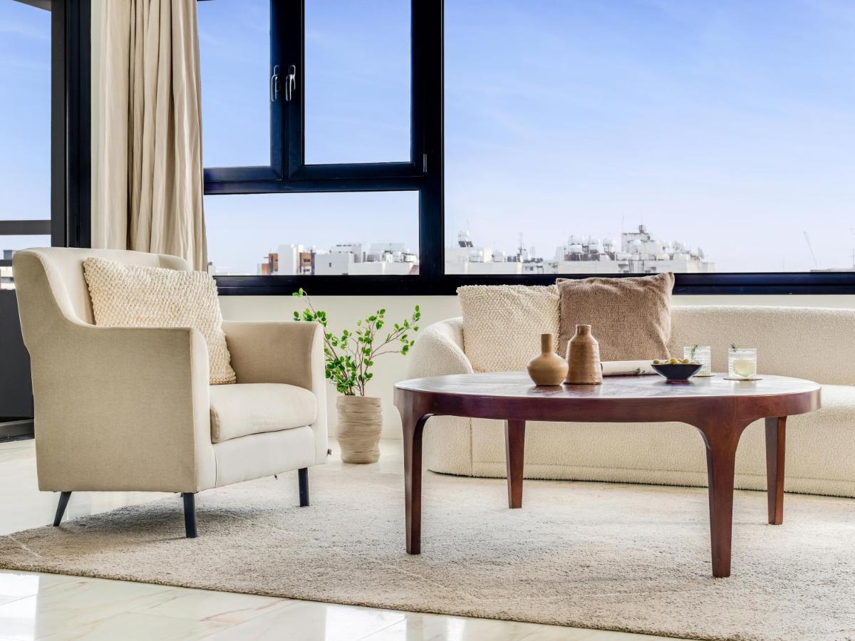Sanders Coral Court Penthouse - Cute 3-Bedroom Apartment With Balcony Limasol Buitenkant foto